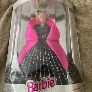 1998 Holiday Barbie